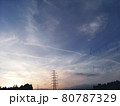 夕焼け空と鉄塔 80787329