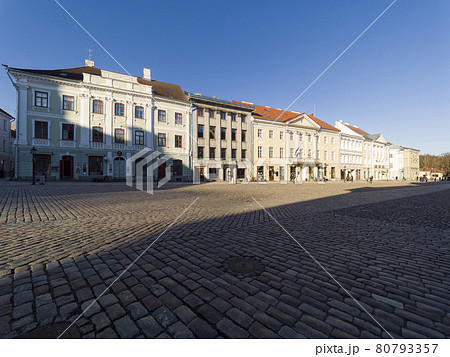 エストニア・タルトゥ ラエコヤ広場 / Raekoja Square, Tartu, Estonia エストニア・タルトゥ ラエコヤ広場 / Raekoja Square, Tartu, Estonia 80793357