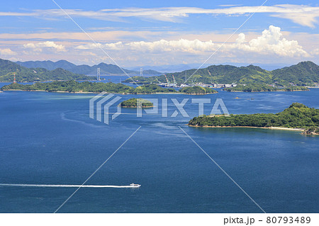 真夏の瀬戸内海の風景 広島県三原市筆影山・竜王山 真夏の瀬戸内海の風景 広島県三原市筆影山・竜王山 80793489