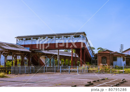 国内最古の跨線橋　愛知県半田市 80795286