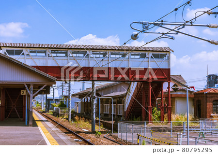 国内最古の跨線橋　愛知県半田市 80795295