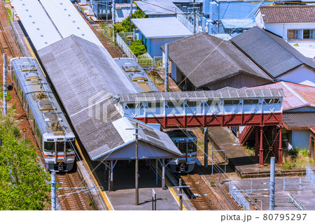 国内最古の跨線橋　愛知県半田市 80795297