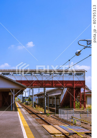 国内最古の跨線橋　愛知県半田市 80795313