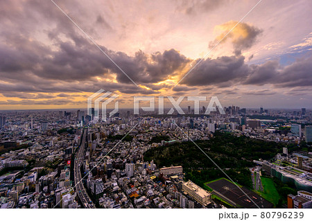 東京夕景　2021　渋谷　新宿 80796239
