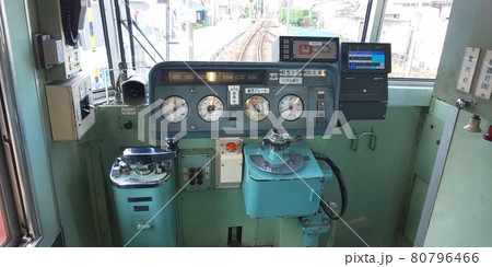 電車の運転台 電車の運転台 80796466