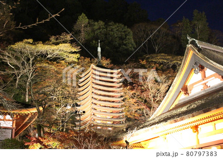 奈良 談山神社 紅葉の夜景 【奈良県】 奈良 談山神社 紅葉の夜景 【奈良県】 80797383
