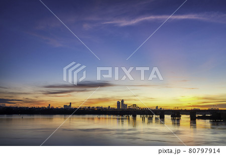 The Long Bien brige in Ha Noi Capital, viet nam The Long Bien brige in Ha Noi Capital, viet nam 80797914