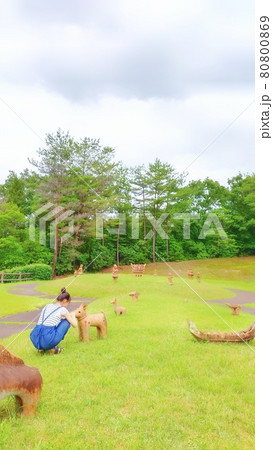 【広島県】はにわと女の子　みよし風土記の丘　歴史民俗資料館 80800869