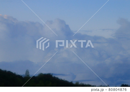 夏雲 80804876
