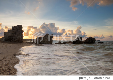 motion seascape at sunrise, Rayong 80807198