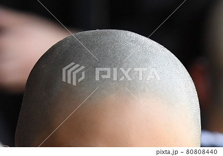 丸刈り 丸刈り 80808440