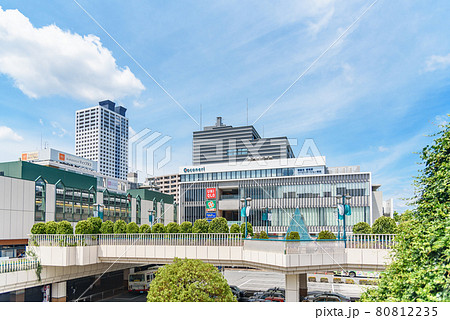都市風景 練馬駅北口前 歩行者デッキと複合施設 東京都練馬区 都市風景 練馬駅北口前 歩行者デッキと複合施設 東京都練馬区 80812235