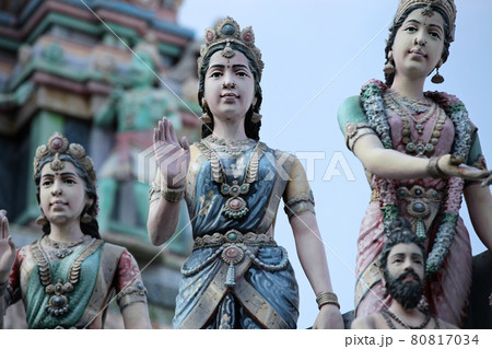 Sculpture, architecture and symbols of Hinduism and Buddhism 80817034
