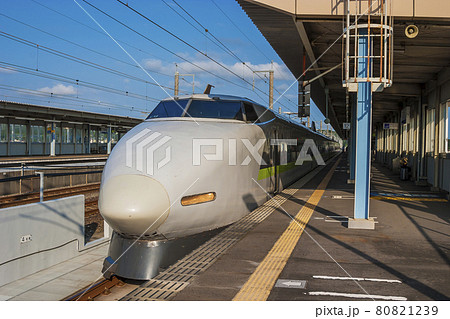 新幹線 100系 新山口 各駅停車 Jr西日本の写真素材