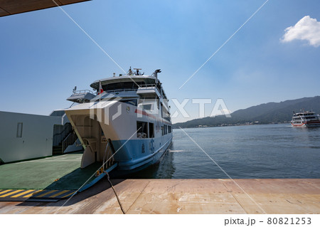 フェリー乗り場<宮島口桟橋/8月> フェリー乗り場<宮島口桟橋/8月> 80821253