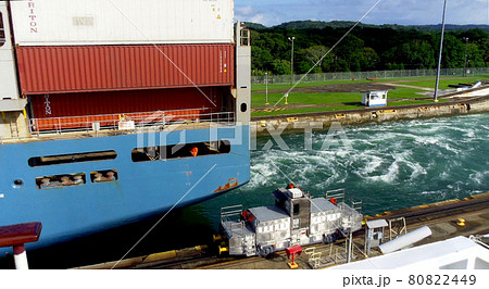 パナマ運河のガトゥン閘門(カリブ海側),パナマ共和国 パナマ運河のガトゥン閘門(カリブ海側),パナマ共和国 80822449
