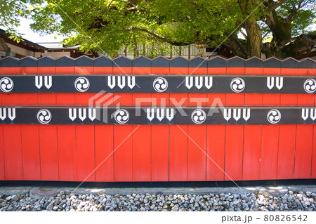 京都、車折神社の板垣 80826542