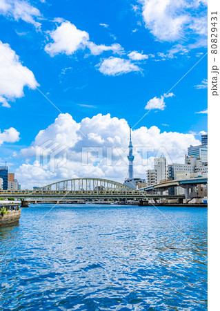 東京の都市風景 両国橋周辺の風景 80829431