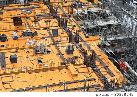 建築現場　躯体工事（くたいこうじ） 　 80829549