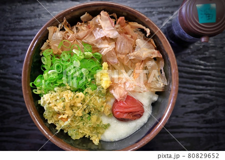 梅ぶっかけうどん冷 梅ぶっかけうどん冷 80829652