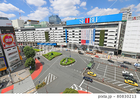 池袋駅　東口 80830213