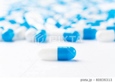 薬　カプセル剤 80836313