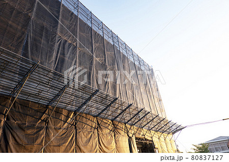 集合住宅の建設現場 集合住宅の建設現場 80837127