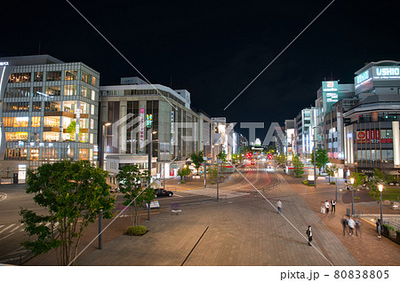 【兵庫県】5月・姫路駅前の街風景 80838805