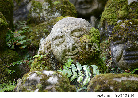 愛宕念仏寺　羅漢像　京都市嵯峨野 80840244