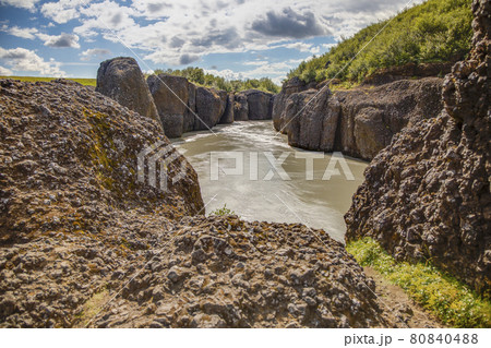 Panoramic view on river area on iceland in summer during daytime Panoramic view on river area on iceland in summer during daytime 80840488