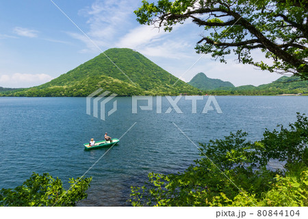 榛名湖と榛名富士 榛名湖と榛名富士 80844104