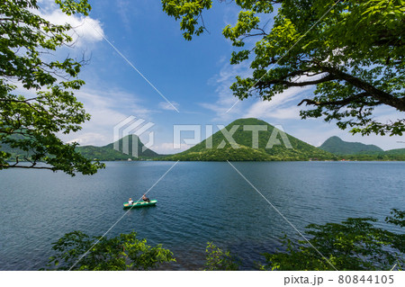 榛名湖と榛名富士 榛名湖と榛名富士 80844105