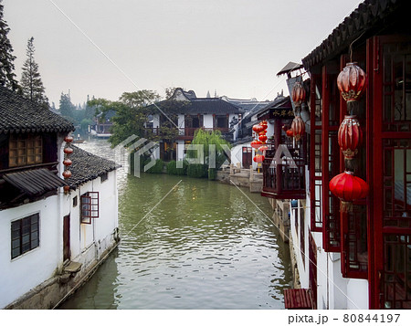 中国・上海市 朱家角古鎮 / Zhujiajiao, Shanghai, China 中国・上海市 朱家角古鎮 / Zhujiajiao, Shanghai, China 80844197