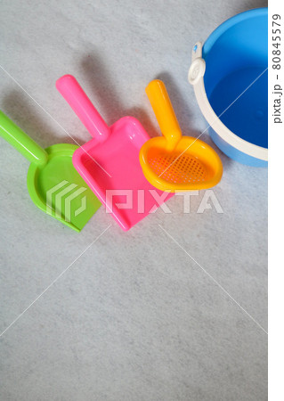 こどもの砂遊びセットスコップバケツキッズ・ベビー こどもの砂遊びセットスコップバケツキッズ・ベビー 80845579