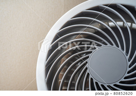 回転するサーキュレーター 回転するサーキュレーター 80852620