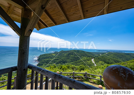 三重県鳥羽市の鳥羽展望台-8月- 80857630