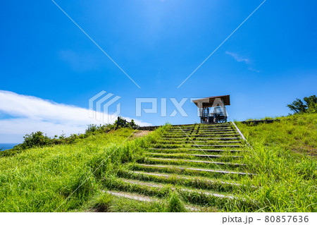 三重県鳥羽市の鳥羽展望台-8月- 80857636