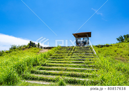 三重県鳥羽市の鳥羽展望台-8月- 80857638