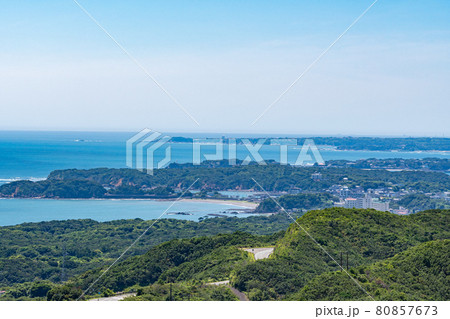 三重県鳥羽市の鳥羽展望台-8月-(望遠) 80857673