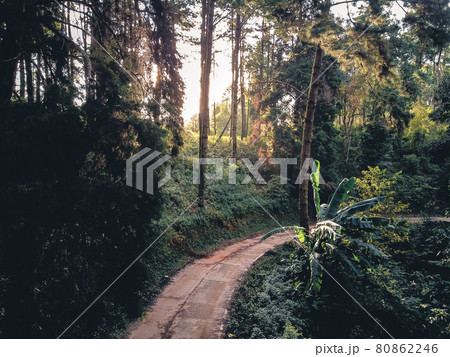 Road and mountains to rural villages 80862246