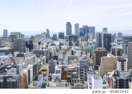 ミライタワー展望台より名駅地区高層ビル群を望む 80863442