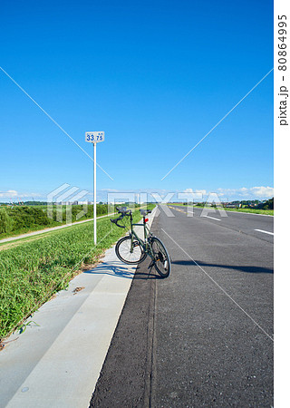 サイクリング　自転車　ミニベロ 80864995