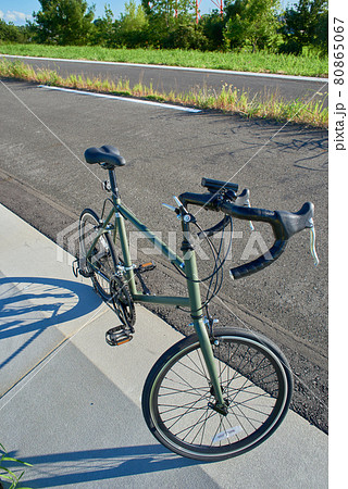 サイクリング　自転車　ミニベロ 80865067