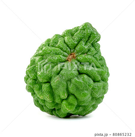 fresh bergamot fruit isolated on white background fresh bergamot fruit isolated on white background 80865232