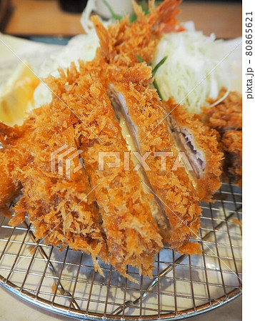 チーズ入りミルフィーユカツ 80865621