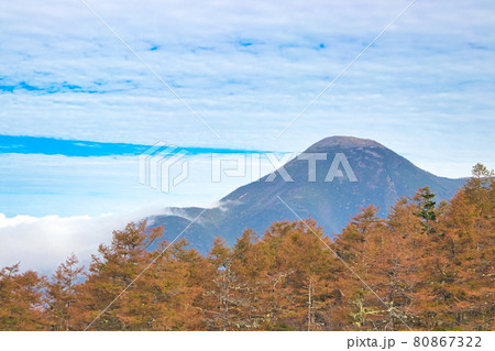 秋の蓼科山 80867322
