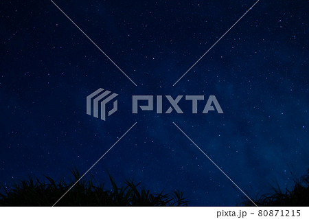 加計呂麻島の満天の星空 80871215