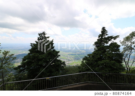 茨城県の筑波山の男体山の山頂からの眺め 茨城県の筑波山の男体山の山頂からの眺め 80874164