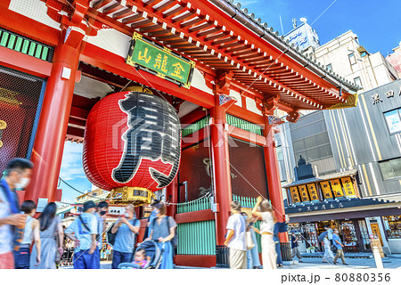 東京の都市風景　雷門 80880356