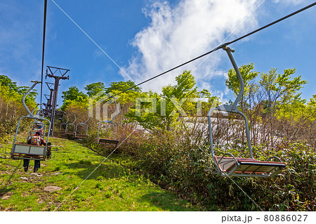 残雪期の月山・ペアリフト 80886027